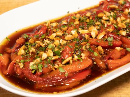 Pimientos asados caseros: la receta fácil para horno o freidora de aire