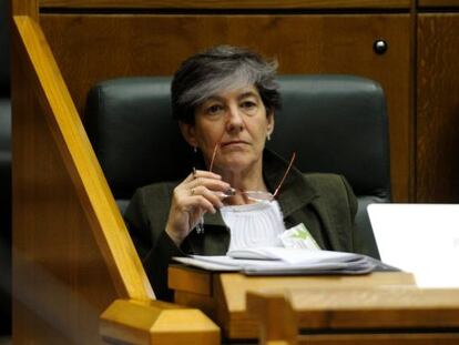 Mintegi, esta mañana en el pleno del Parlamento vasco.