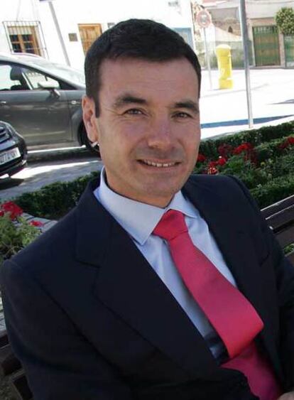 Tomás Gómez.