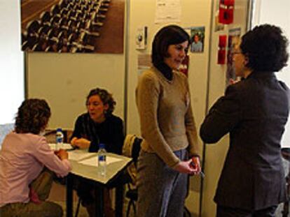 Alumnos en un centro universitario de San Sebastián
