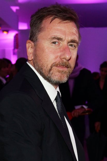 Tim Roth no es el más sexy pero desde luego que huye completamente del canon de hombre metrosexual híper producido.