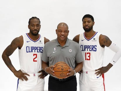 Kawhi Leonard, Doc Rivers y Paul George.