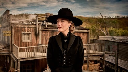 Gillian Anderson en Los abandonados de Netflix