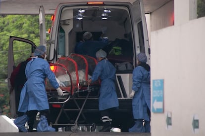 Un paciente llega en estado de gravedad al Hospital Parque de los Venados. 