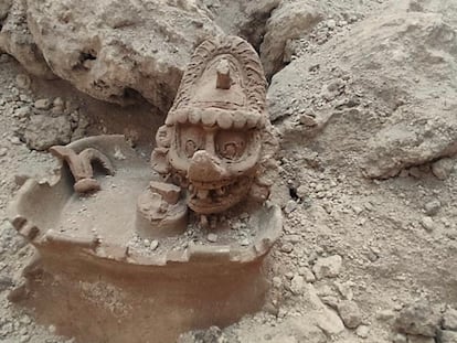 La representación del dios maya K’awiil hallada en uno de los tramos de la construcción del Tren Maya.
