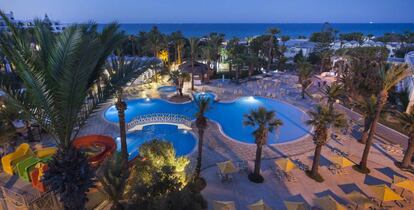 Piscina del hotel Sousse Marhabad de Barceló en Túnez