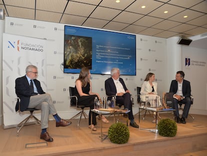 Una instantánea del debate en la mesa redonda sobre los jóvenes y el arte