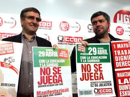 Los secretarios generales de la UGT y de CCOO de Euskadi, Dámaso Casado y Unai Sordo, respectivamente.