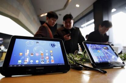 La tableta Samsung Galaxy Tab 10.1 ya se puede vender en Holanda.