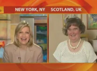 Susan Boyle es entrevistada a través del satélite por la presentadora de 'Good Morning, America'.