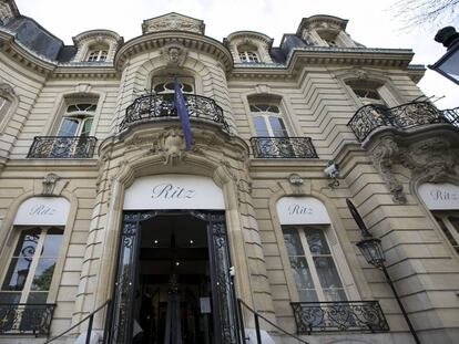 Fachada del hotel Ritz en Paris (Francia).