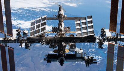 Estación ISS en el espacio