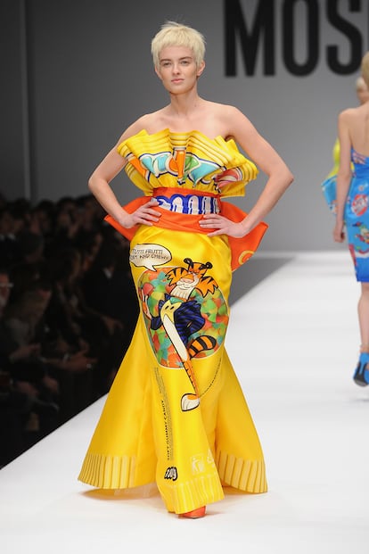 Moschino saca a desfilar a Bob Esponja