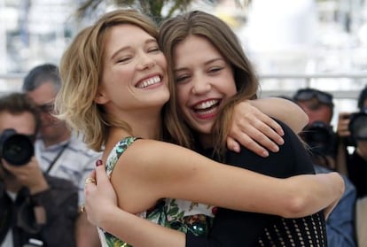 Lea Seydoux y Adele Exarchopoulos, las dos protagonistas de &#039;La vida de Ad&egrave;le&#039;, en Cannes. 