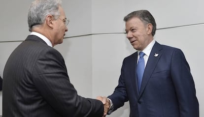 Uribe and Santos at their Wednesday meeting.