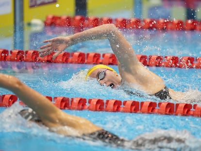 Mollie O'Callaghan en los 200 metros libres en la final del Mundial de Fukuoka.