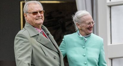 El príncipe Enrique y la reina Margarita de Dinamarca el pasado abril.