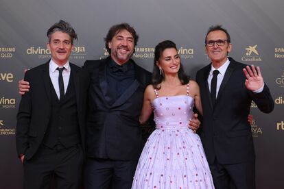 Los cuatro españoles que optan al Oscar: de izquierda a derecha, Alberto Mielgo, Javier Bardem, Penélope Cruz y Alberto Iglesias, en la 36 edición de los Premios Goya.