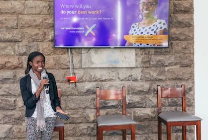 La creadora de programas Catherine Kimani cuenta su experiencia en Andela.