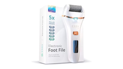 Lima eléctrica para pies sobre fondo blanco.