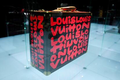 Uno de los bolsos de Luis Vuitton expuestos en 'Voyages'.