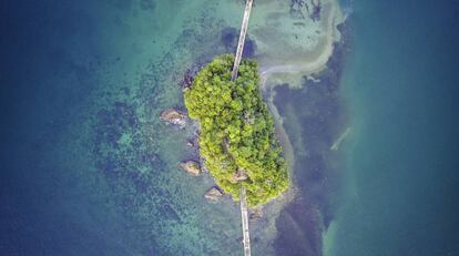 Los puentes de Santa Bárbara de Samaná (República Dominicana), que enlazan un par de islotes con tierra firme.