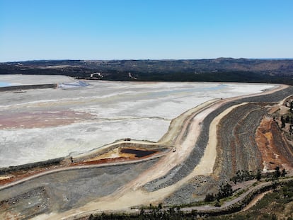 Riotinto/Huelva/18-05-2021: Balsa de lodos de la excavacin minera Atalaya en la localidad de Riotinto, Huelva.
FOTO: PACO PUENTES/EL PAIS
