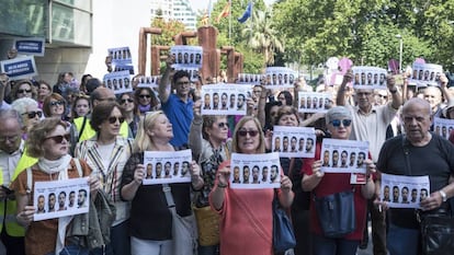 Concentración de protesta por la sentencia de La Manada, en Valencia.