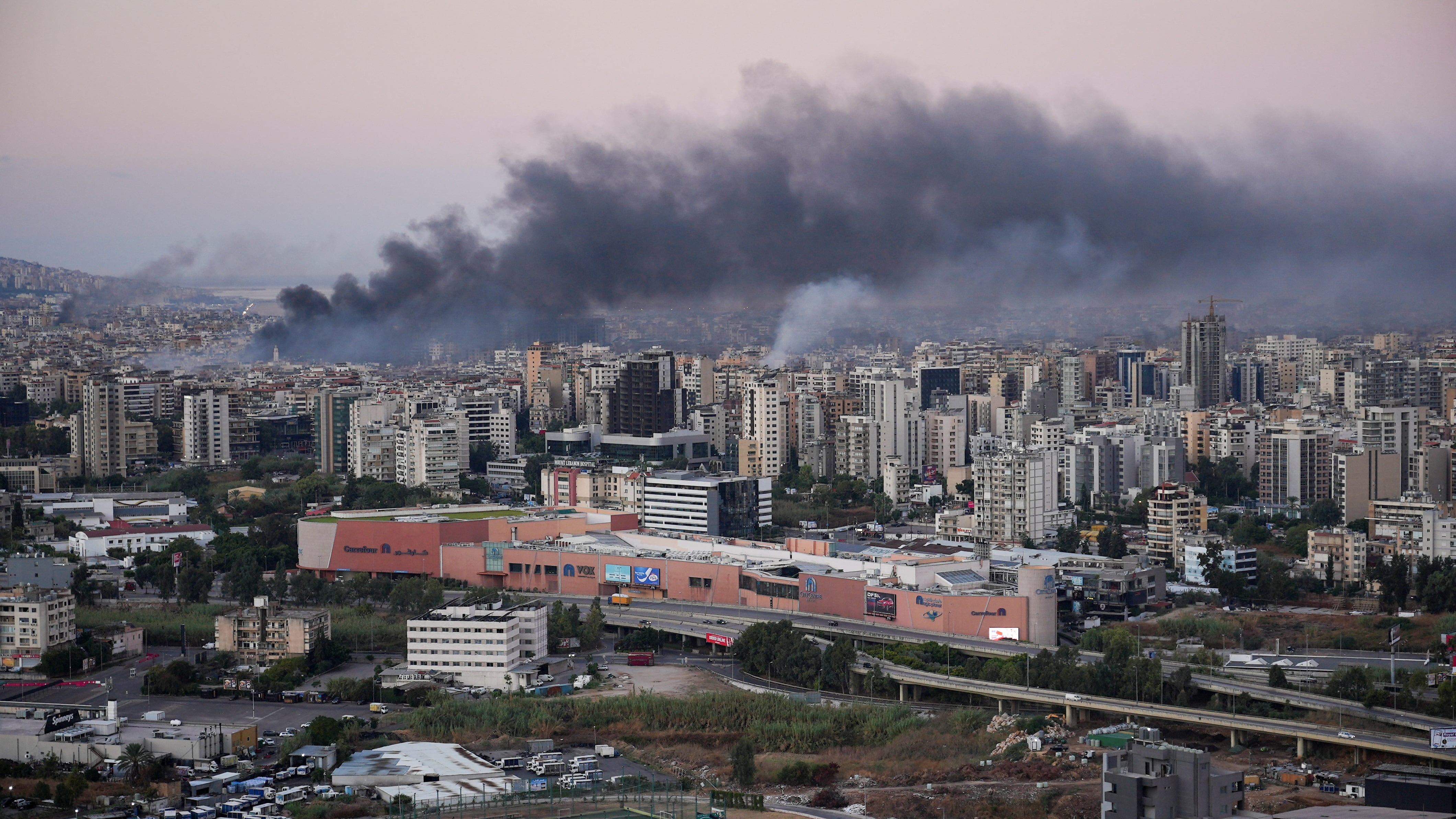 Israel lanza su mayor ataque en el centro de Beirut y ordena nuevas evacuaciones en el sur