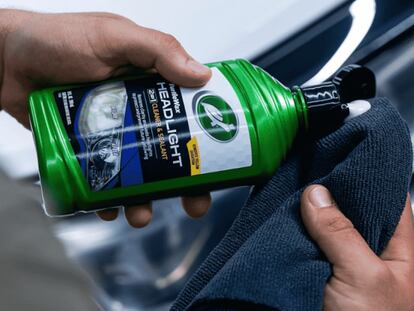 Pulir los faros del coche: cuatro productos eficaces, bien valorados y por menos de 20 euros