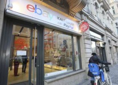 Los números de eBay reflejaron el impacto dejado en sus cuentas a finales de 2011 por la operación de venta del 30 por ciento de Skype, por la que computó entre octubre y diciembre de ese año una entrada de capital extra de 2.269 millones de dólares. EFE/Archivo