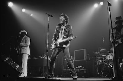 Clarence Clemons e Bruce Springsteen al Carlton Theatre di Red Bank, nel New Jersey, nell'ottobre del 1975.