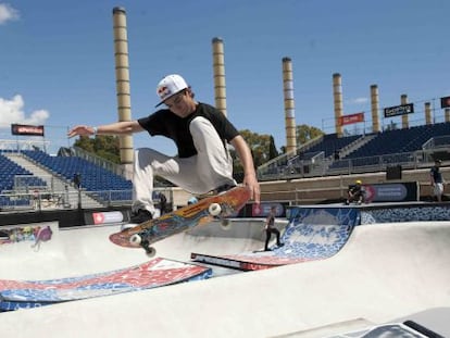 Un &#039;skater&#039; se entrena en los X Games.