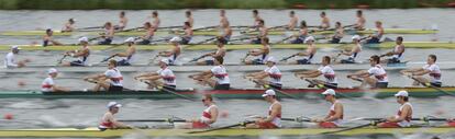 Imagen de los equipos durante la final olímpica de ocho masculino en Dorney, al oeste de Londres.