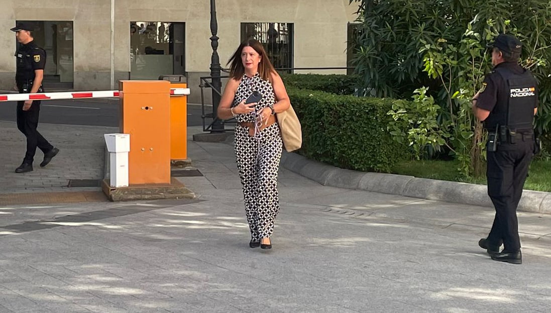 Leire Díez comparece en el Senado por la investigación del ‘caso Koldo’: “No tenía ni relación política, ni personal con Cerdán”