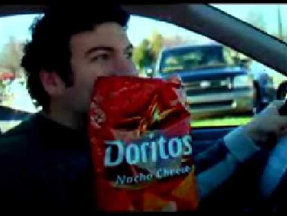Una imagen de la publicidad de Doritos que se emitió en la Superbowl.
