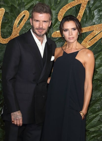 En 2015 David Beckham fue nombrado el hombre más sexy del mundo por 'People'. El futbolista se casó en 1999 con la ex Spice Girl y ahora empresaria y diseñadora de moda, Victoria Beckham, con quien tiene cuatro hijos.