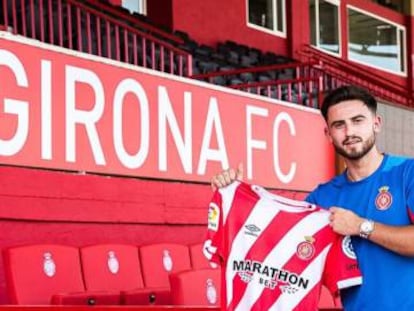 Patrick Robert, presentado este miércoles como nuevo jugador del Girona. 