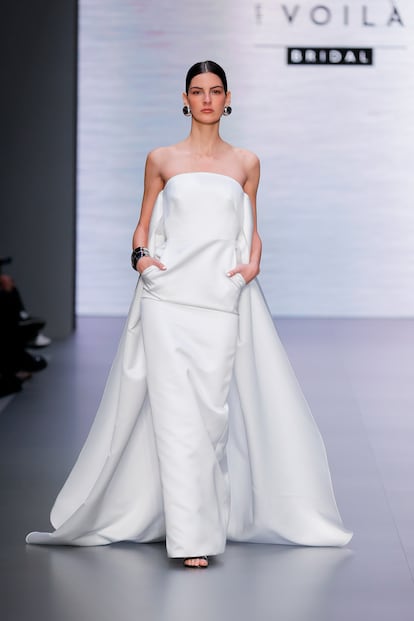 Porque cada novia es única, los vestidos de Sophie et Voilà están hechos para mujeres minimalistas. 