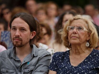 Pablo Iglesias, líder de Podem, amb la candidata d'Ara Madrid, Manuela Carmena, en un acte del 13 de maig.