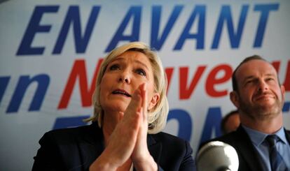 Marine Le Pen, líder del Frente Nacional, en una reuda de prensa en la ciudad de Laon el pasado domingo. 2018.