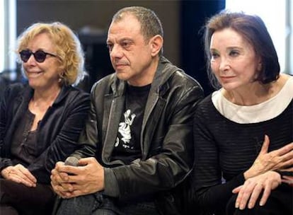 Rosa María Sardà. Lluís Pasqual y Núria Espert en la presentación de la obra de Lorca.