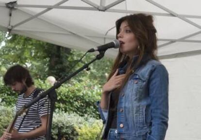 La cantante Soleá Morente actuó en los Jardines de Albia.