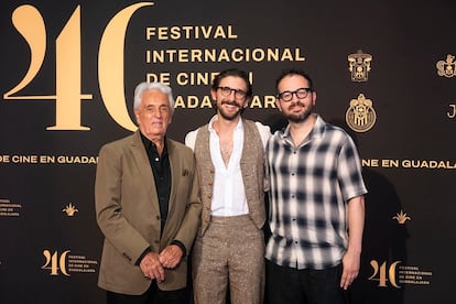 Justino Compeán, Emiliano Zurita y José Manuel Cravioto en el Festival internacional de cine de Guadalajara 2025.