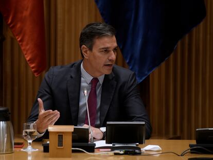 Pedro Sánchez interviene en la reunión interparlamentaria del Grupo Parlamentario Socialista en el Congreso, este miércoles.