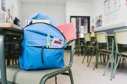 César Bona, docente aragonés y autor de 'Humanizar la educación', hubiera hecho algo muy diferente durante la pandemia.