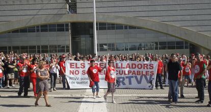 Protesta de los trabajadores de Canal 9 por el ERE en RTVV.