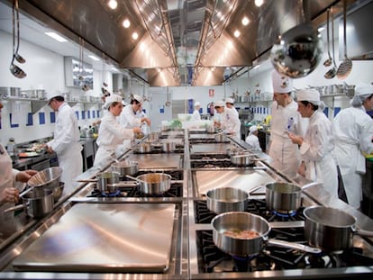 Cocina de la escuela Le Cordon Bleu.