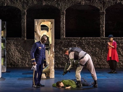 Una escena de &#039;La clemenza di Tito&#039;, representada en el Festival de Salzburgo.