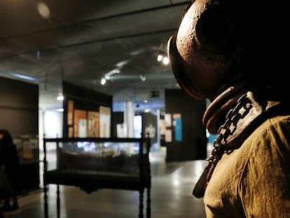 Una de les peces de l'exposició és l'escafandre que el capità del 'Nautilus' utilitza per sortir del submarí.